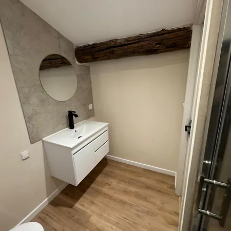 7-rooms With Terrace In *