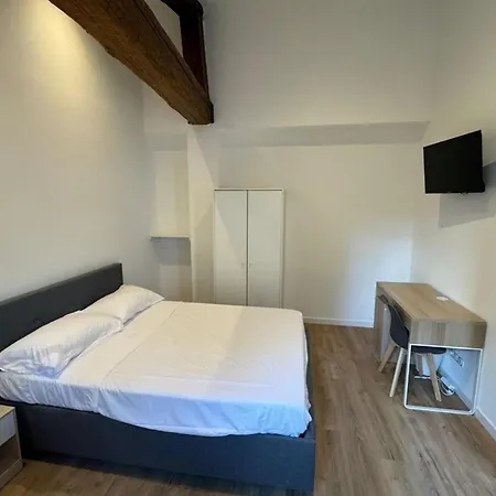 7-rooms With Terrace In * 尼姆
